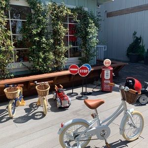 Meet your Posher, Jiyeon